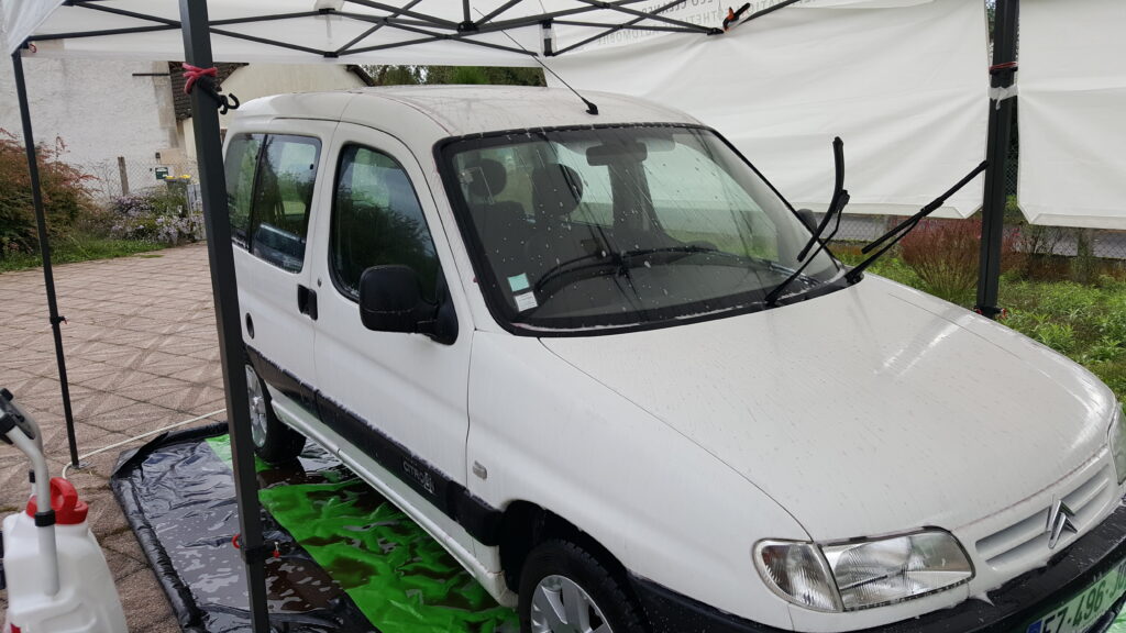 Nettoyage extérieur Citroën Berlingo